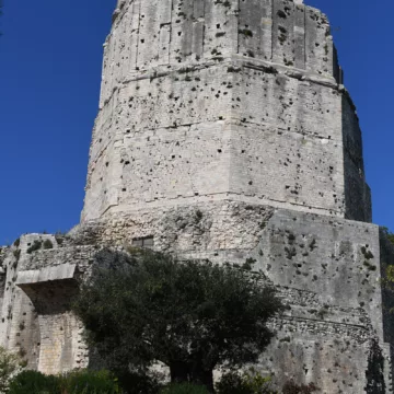 Tour Magne