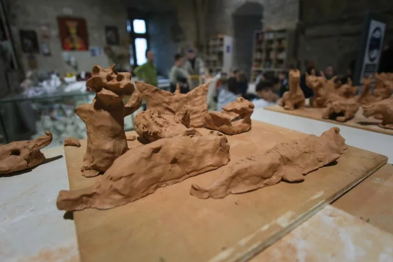 Visite atelier : « Décors médiévaux et chimères fantastiques »