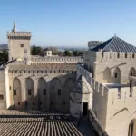 Discovering the Palais des Papes: guided tour in English