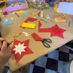 Decoraciones navideñas de papel