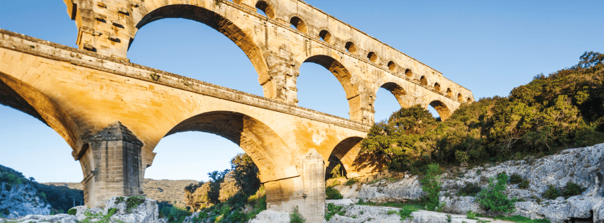 Il Ponte Del Gard Bienvenue En Provence